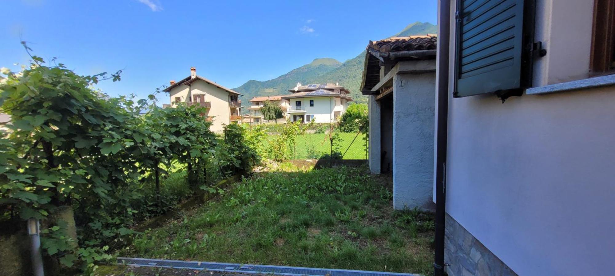 Apartamento Terrazza Fucinetta Introbio Exterior foto