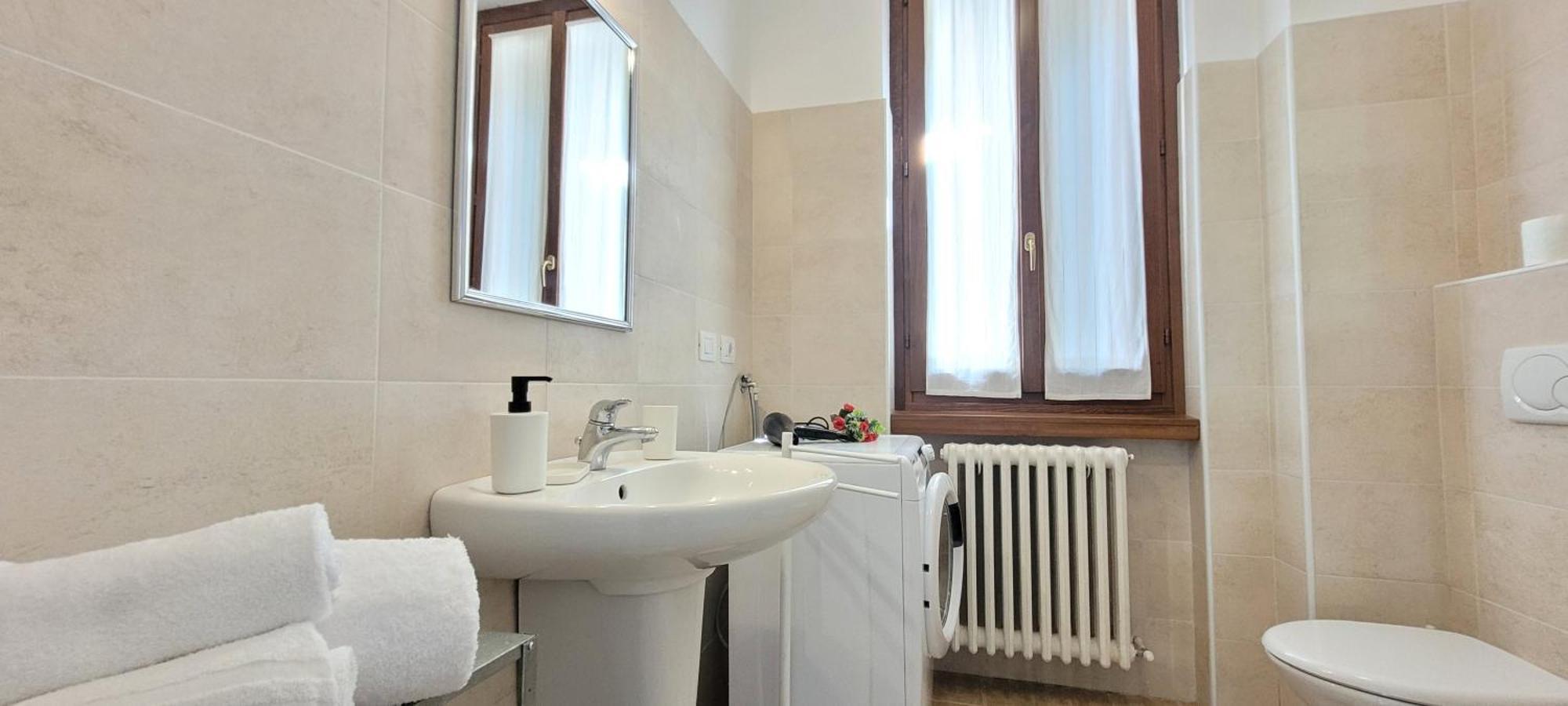 Apartamento Terrazza Fucinetta Introbio Exterior foto