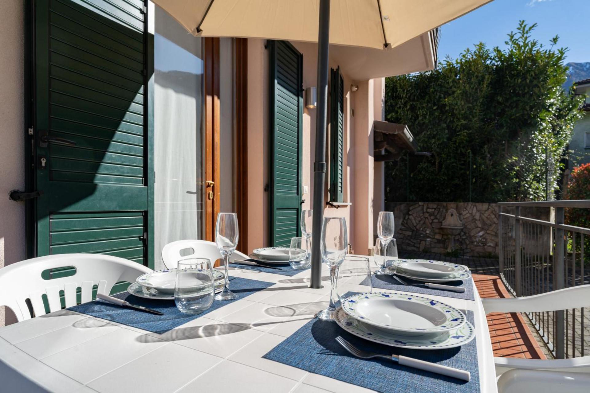 Apartamento Terrazza Fucinetta Introbio Exterior foto