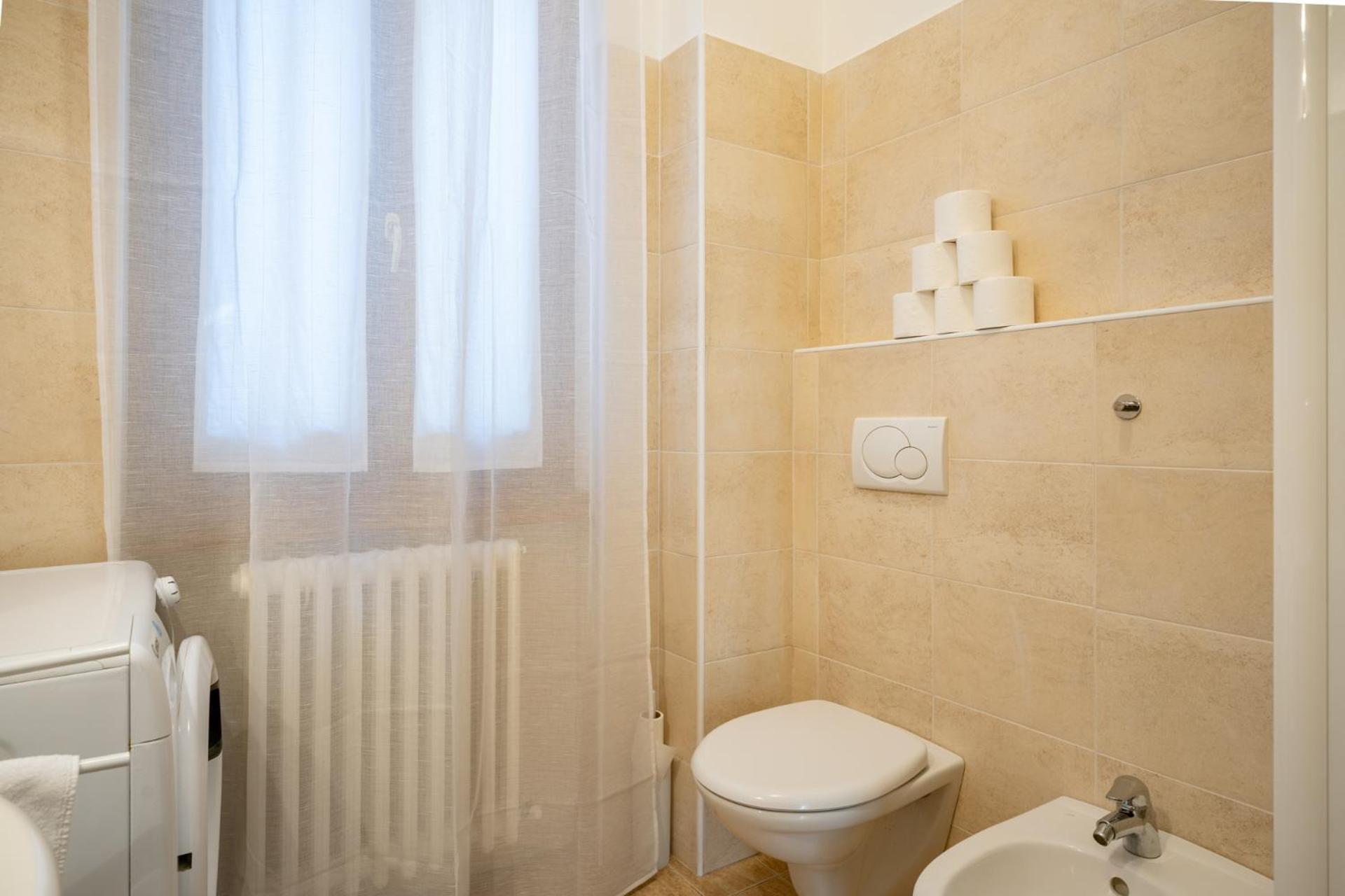 Apartamento Terrazza Fucinetta Introbio Exterior foto