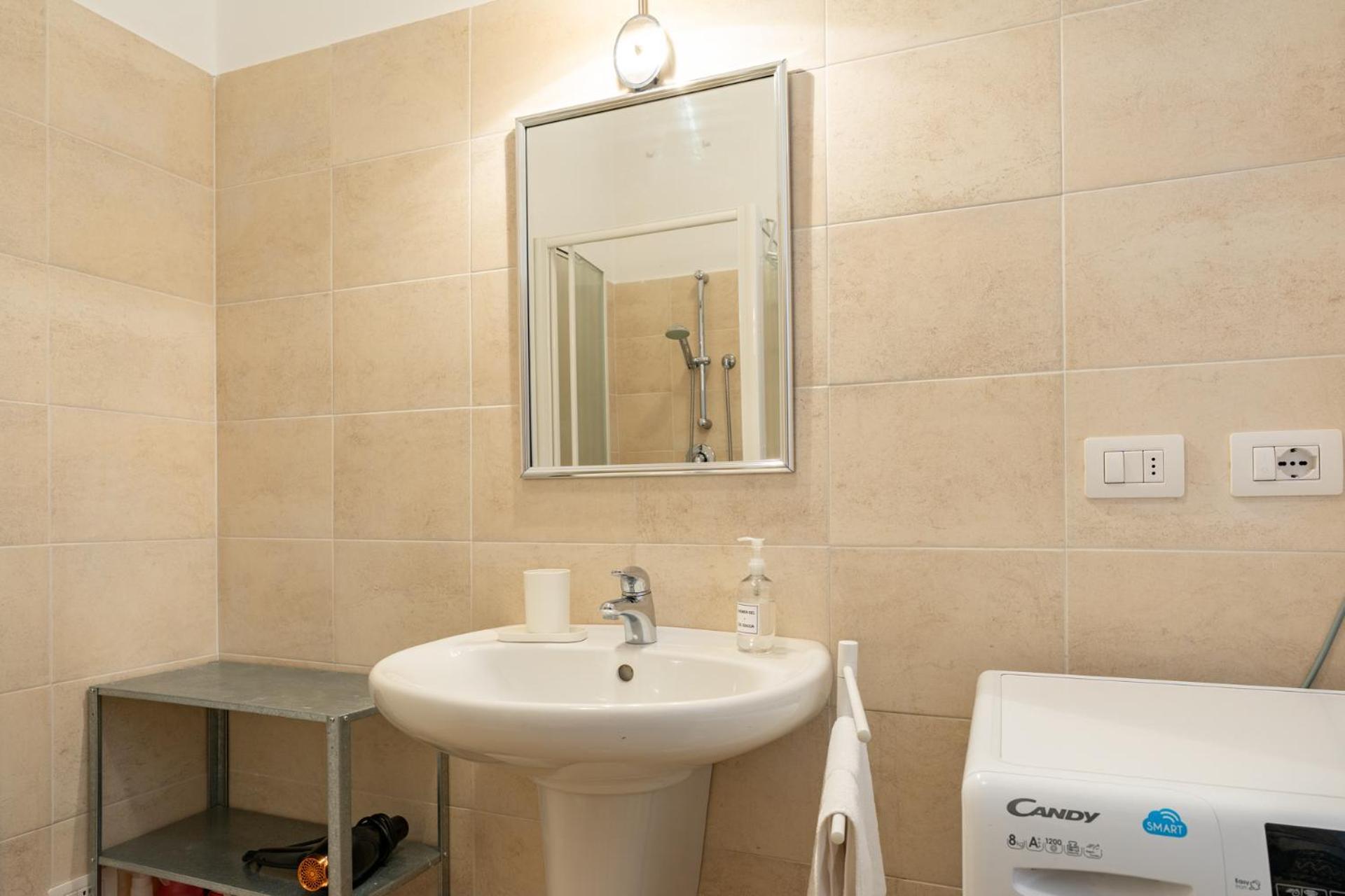 Apartamento Terrazza Fucinetta Introbio Exterior foto
