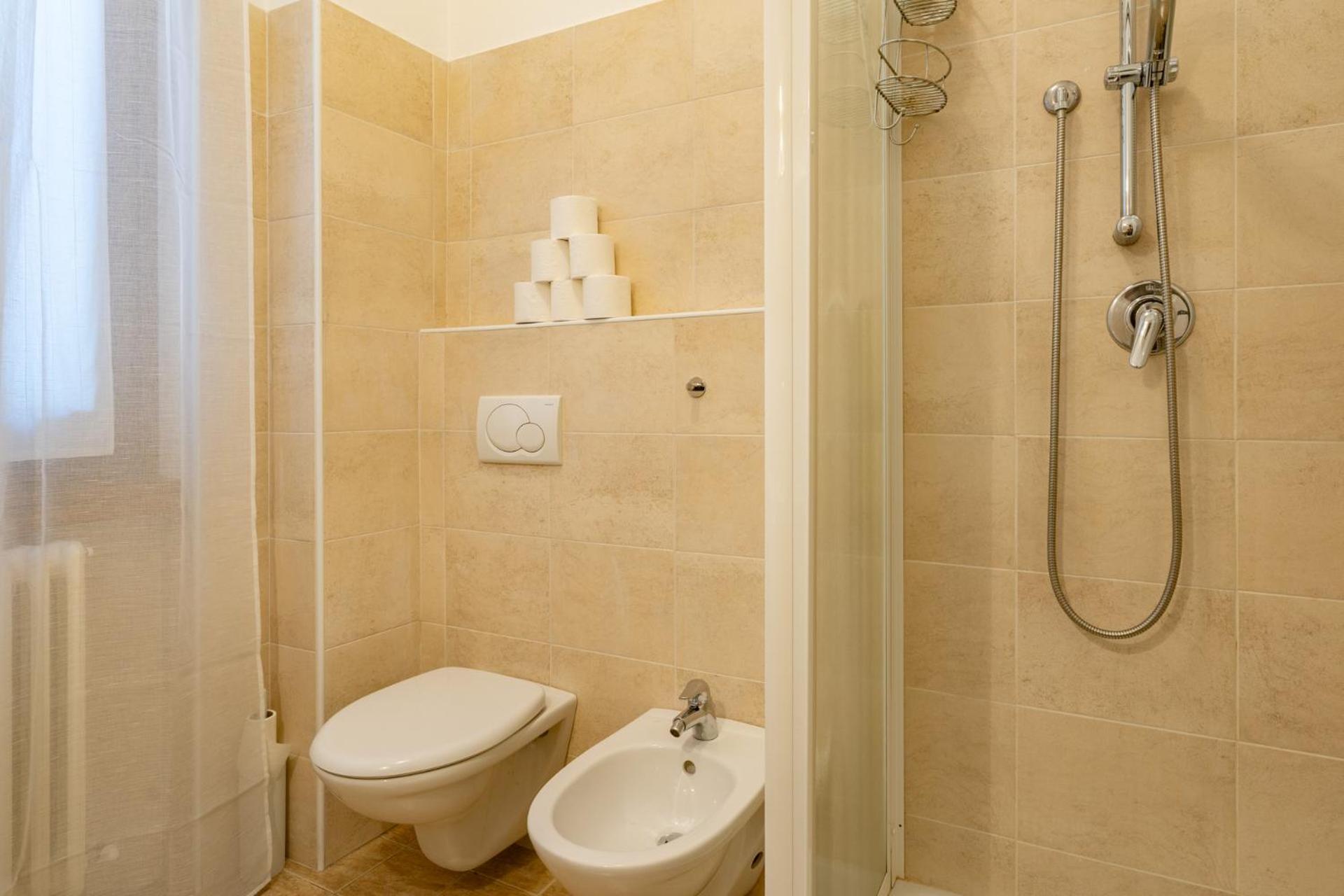 Apartamento Terrazza Fucinetta Introbio Exterior foto
